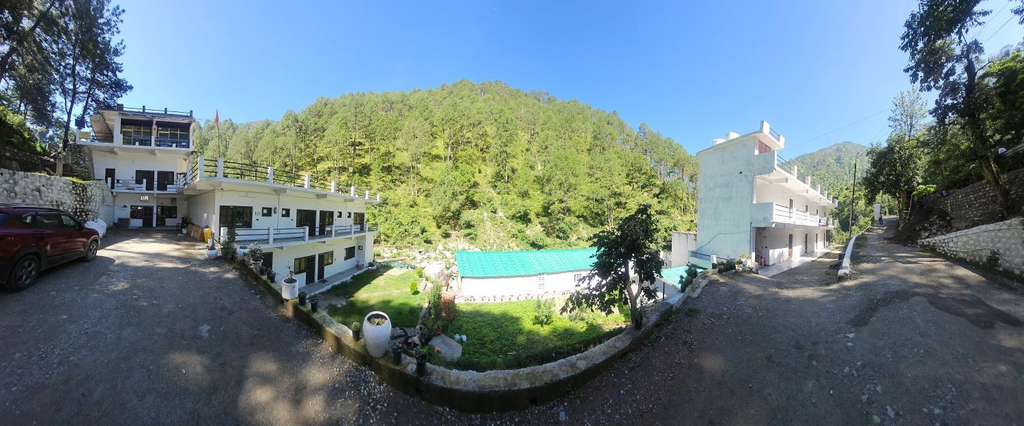 2, Chirag Homestay Kainchi, Nainital