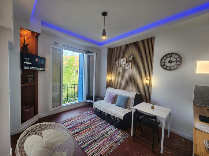 Bedroom 2, Les Sureaux - Hyper-Centre - Design & WiFi - Ideal Visite Perpignan, Pyrénées-Orientales