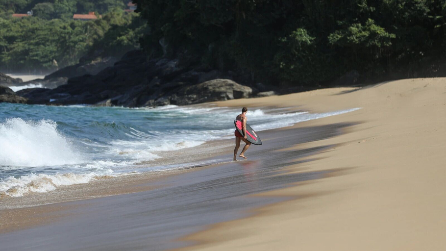 Beach 2, Alapage Toque Toque, São Sebastião