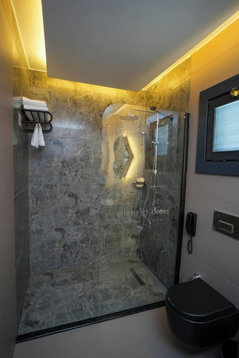 Bathroom 4, Porto Amore Club Hotel, Alanya