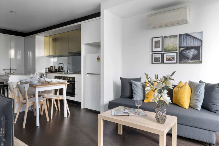 Interior 3, Pet-friendly 2BR Near Southern Cross, City Views, Melbourne