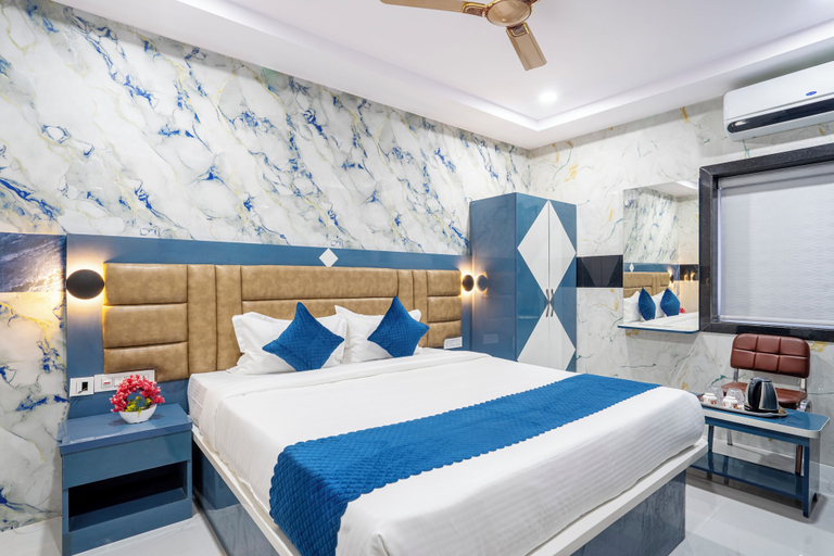 Room 2, Hotel Sunrise, Ranga Reddy