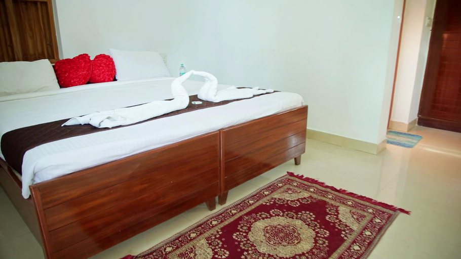 Bedroom 2, Rithu Beach Villa, Alappuzha