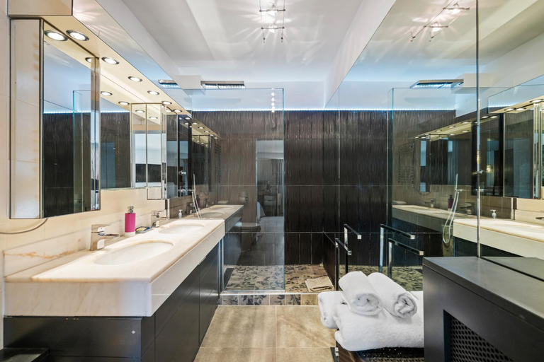 Bathroom 4, Villa Cannes, Alpes-Maritimes