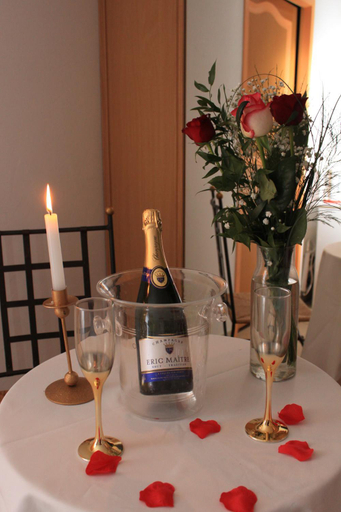Others 5, O Jardin Secrets 83 - Love Room, Var
