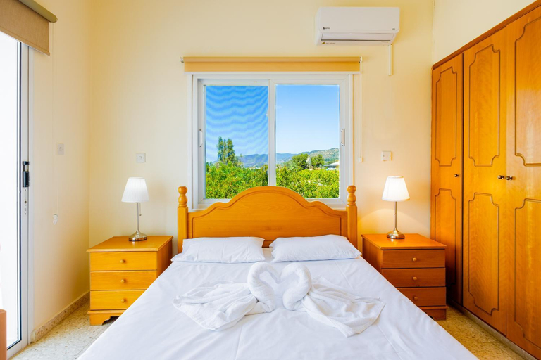Facilities 2, Villa Aristotelis