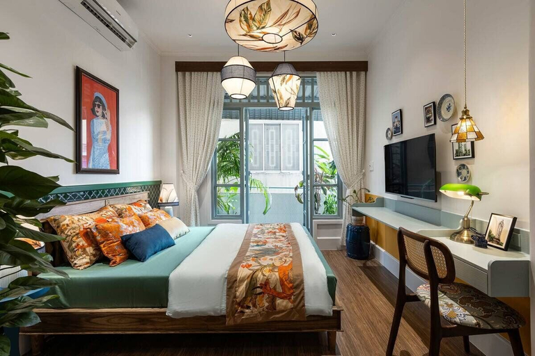 Room 5, City Apartment Walk to Bui Vien, District 1