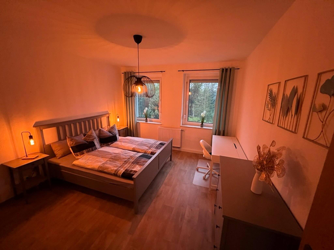 Bedroom 4, Charming 3-Room Apartment in Hoyerswerda, Lusatian Lake District, Bautzen