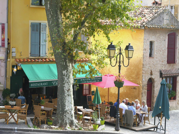 Food & Drinks 5, Holiday Home in Lorgues with Pool, Var