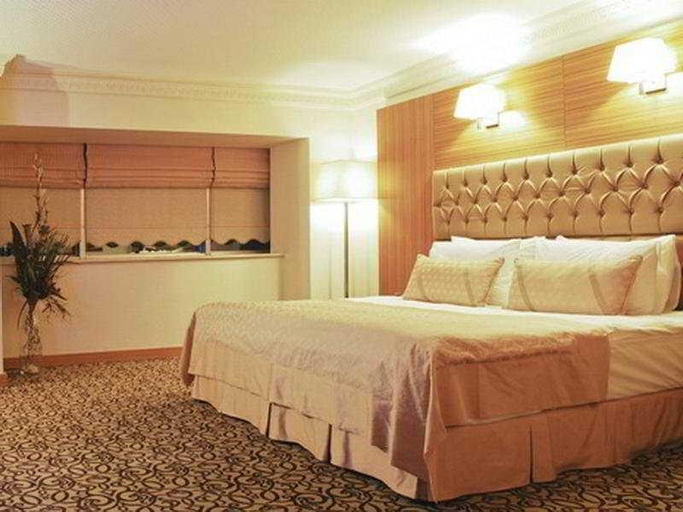 Bedroom 2, Emir Royal Hotel Luxry, Yüreğir