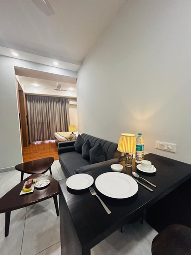 Room 1, Royal Studio Golf Course Road, Gurgaon