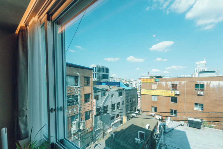 View from property, Monthliv Gwangjang Market Hotel Stay, Jung