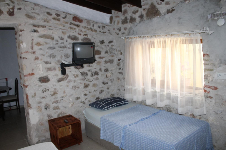 Room 3, denizkizi sevilay pansiyon, Ayvalık