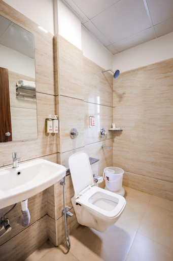 Bathroom 5, Hotel Konark Nest, Indore
