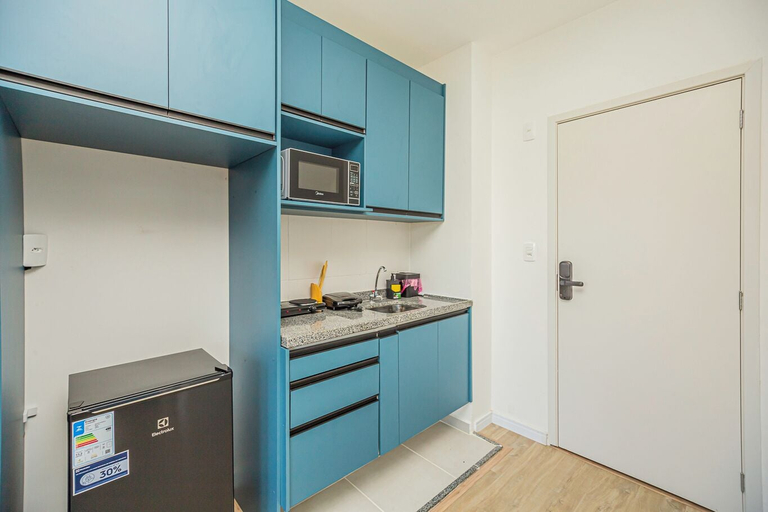 Room 3, Loft com Smart Lock e Varanda no Bresser, São Paulo