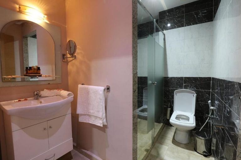 Bathroom 5, Silver Suites Hotel & Spa, Casablanca