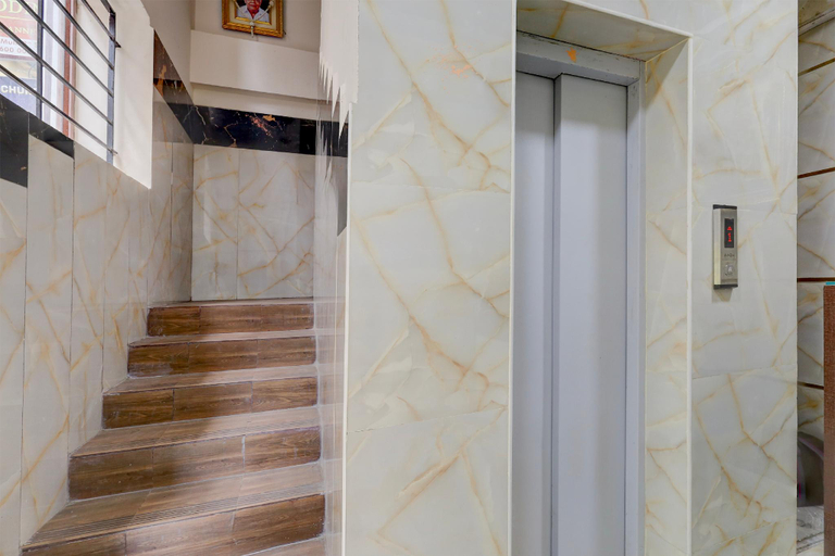 Lobby 2, FabHotel White Star Residency, Chennai