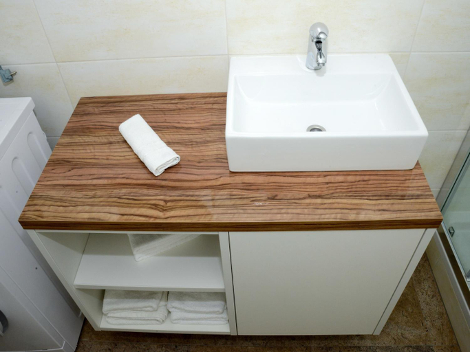 Bathroom 2, Apartment in Ljubac with Barbecue, Ražanac