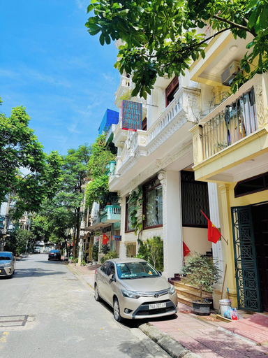 Front of property 4, Sky 2 Hotel, Bắc Ninh