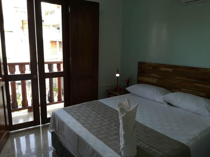Bedroom 2, CASA CENTENARIO GETSEMANI- COLOMBIA, Cartagena de Indias