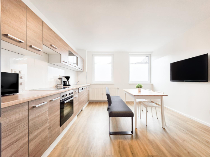 Others 2, Tolstov Apartments - 2 Room Apartment - 25 Min to Messe DUS, Krefeld