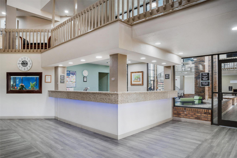 Public Area 2, SureStay Plus Hotel by Best Western Greenwood, Leflore