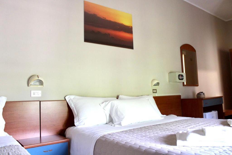 Bedroom 3, Hotel President, Ravenna
