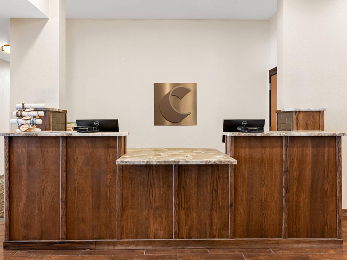 Public Area 2, Comfort Inn & Suites Munising-Lakefront, Alger