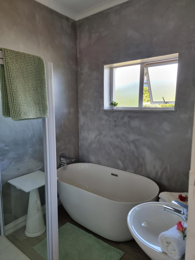 Bathroom 3, OYSTER BAY DIE GROENHUISIE , Cacadu