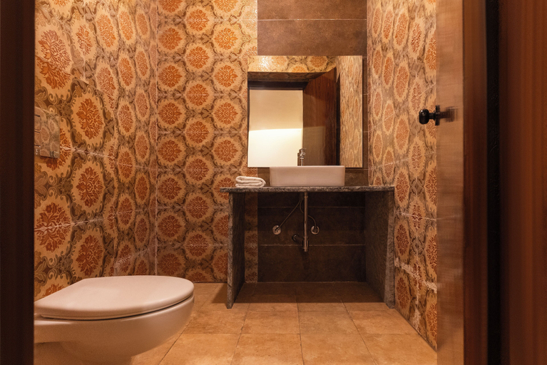 Bathroom 4, Haut Monde Rajputana Palace, Alwar