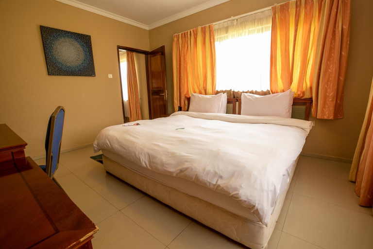 Others 5, Busua Beach Resort, Ahanta West