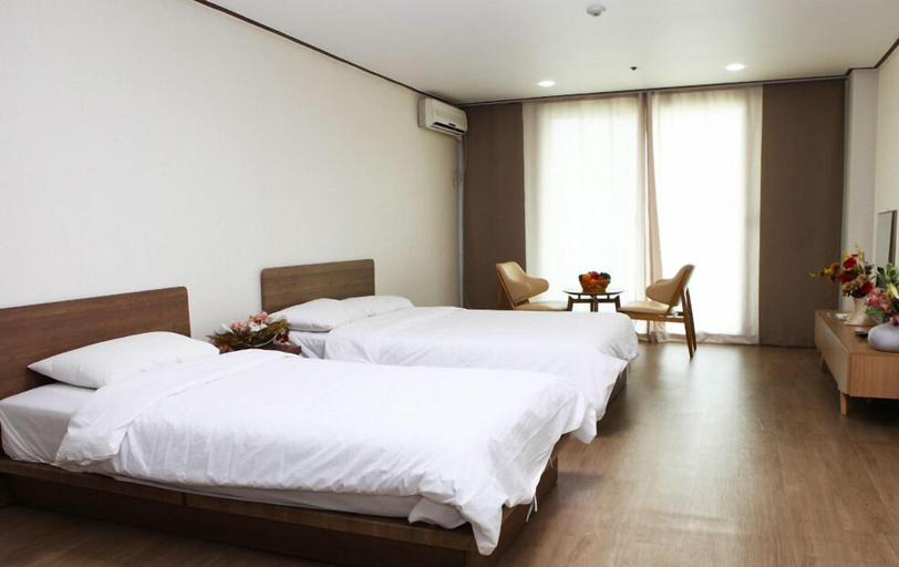 Bedroom 3, Il Sung Seorak Resort, Goseong