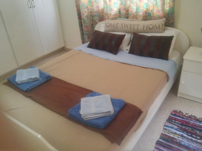 Bedroom 2, Nondas Hill Hotel Apartments, Larnaca