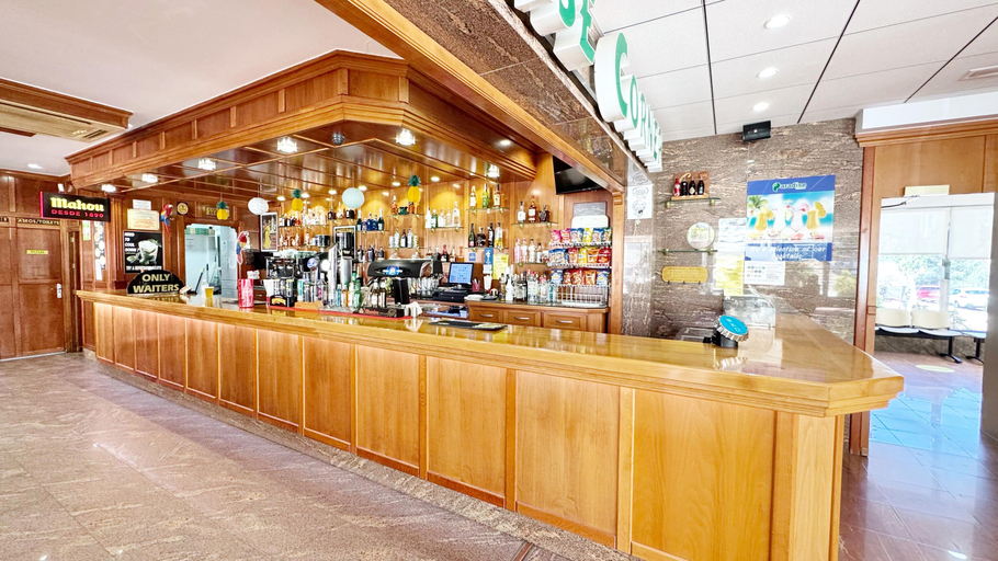 Food & Drinks 5, Paraiso 10, Alicante
