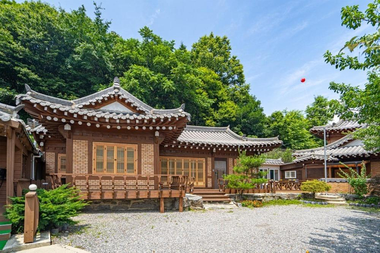 Exterior & Views 5, Yongin Yejik Hanok Pension, Yongin