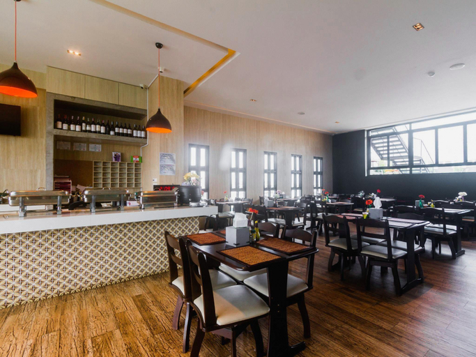 Food & Drinks 5, Baron Zotel Bangkok, Bang Kapi