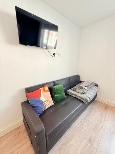 Others 5, 15 min to Central London Guest Suites 22, London