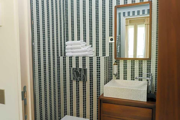 Bathroom 3, Hotel d'Argenson, Paris