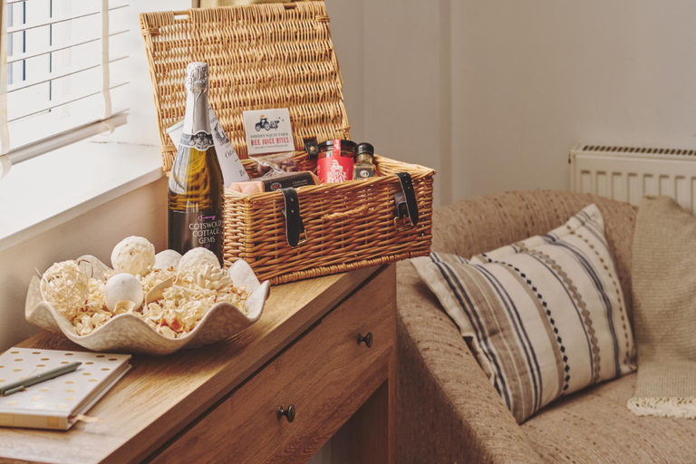 Food & Drinks, Oakey Cottage, Gloucestershire