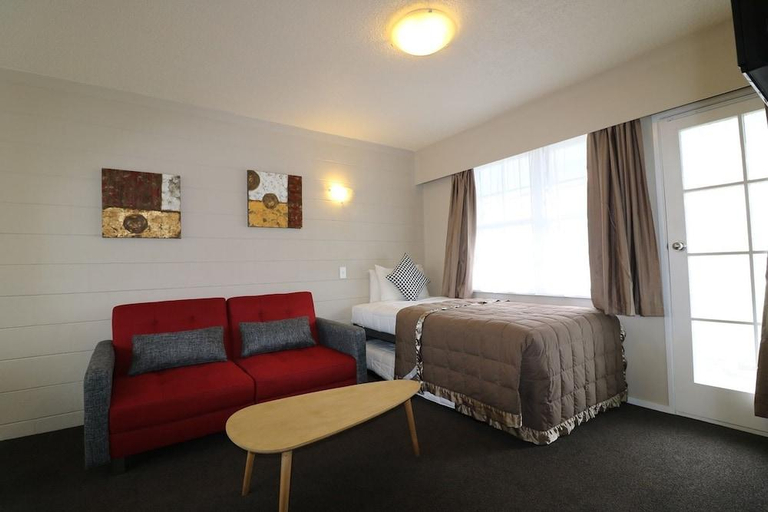 Bedroom 3, Boundary Court Motor Inn, Hamilton
