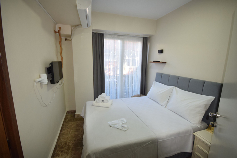 Room 2, Buyukada Carsi Pansiyon, Adalar