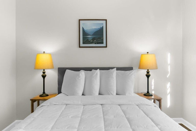 Room 2, Rose Drive Roost 2, Jefferson