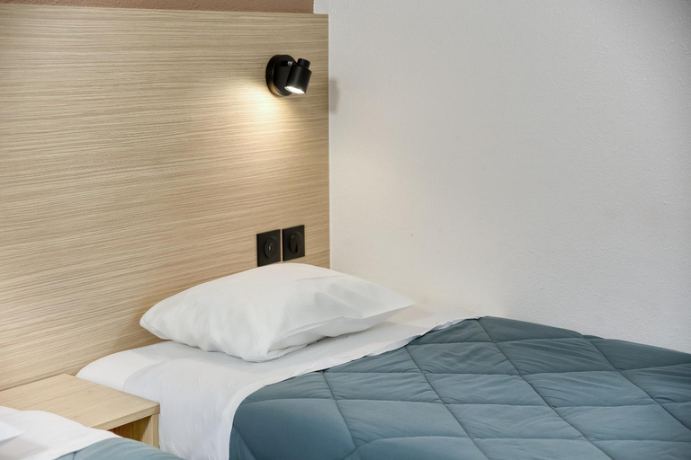 Bedroom 2, Hotel Premiere Classe Cergy Saint Christophe, Val-d'Oise