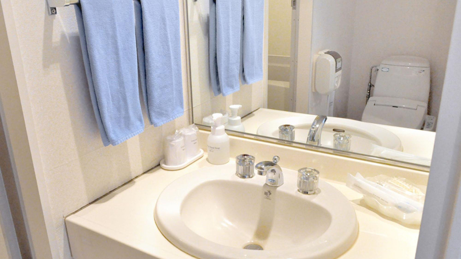 Bathroom, East Harbor Hotel, Nemuro