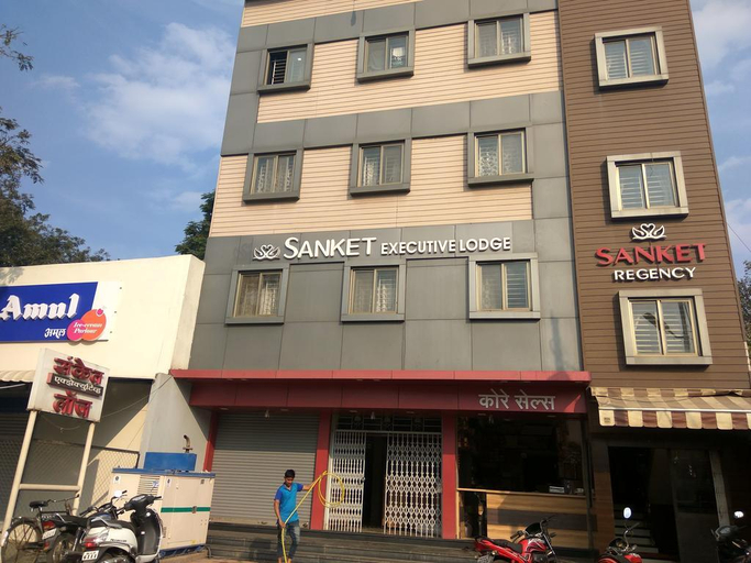 Exterior & Views 2, Hotel Sanket Regency, Sangli