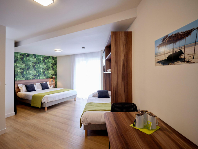 Bedroom 3, ATHOME RESIDENCE ET SPA, Charente-Maritime