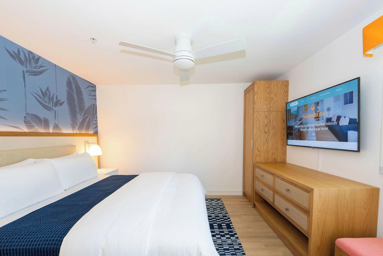 Bedroom 3, The Sunshine Hotel and Suites