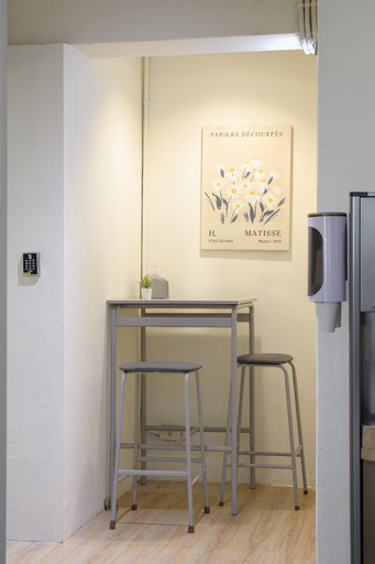 Others 5, Work Inn 101, Taipei City