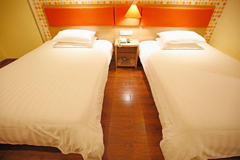 Bedroom 2, Home Inn Chengdu Taiguli Chunxi Road Center, Chengdu