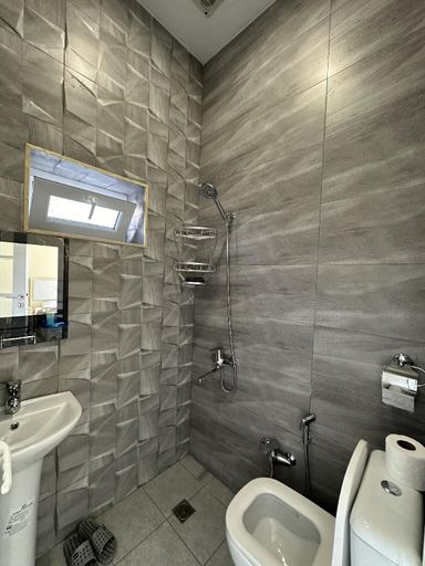 Bathroom 4, Qafqaz Hills Villa, Qəbələ